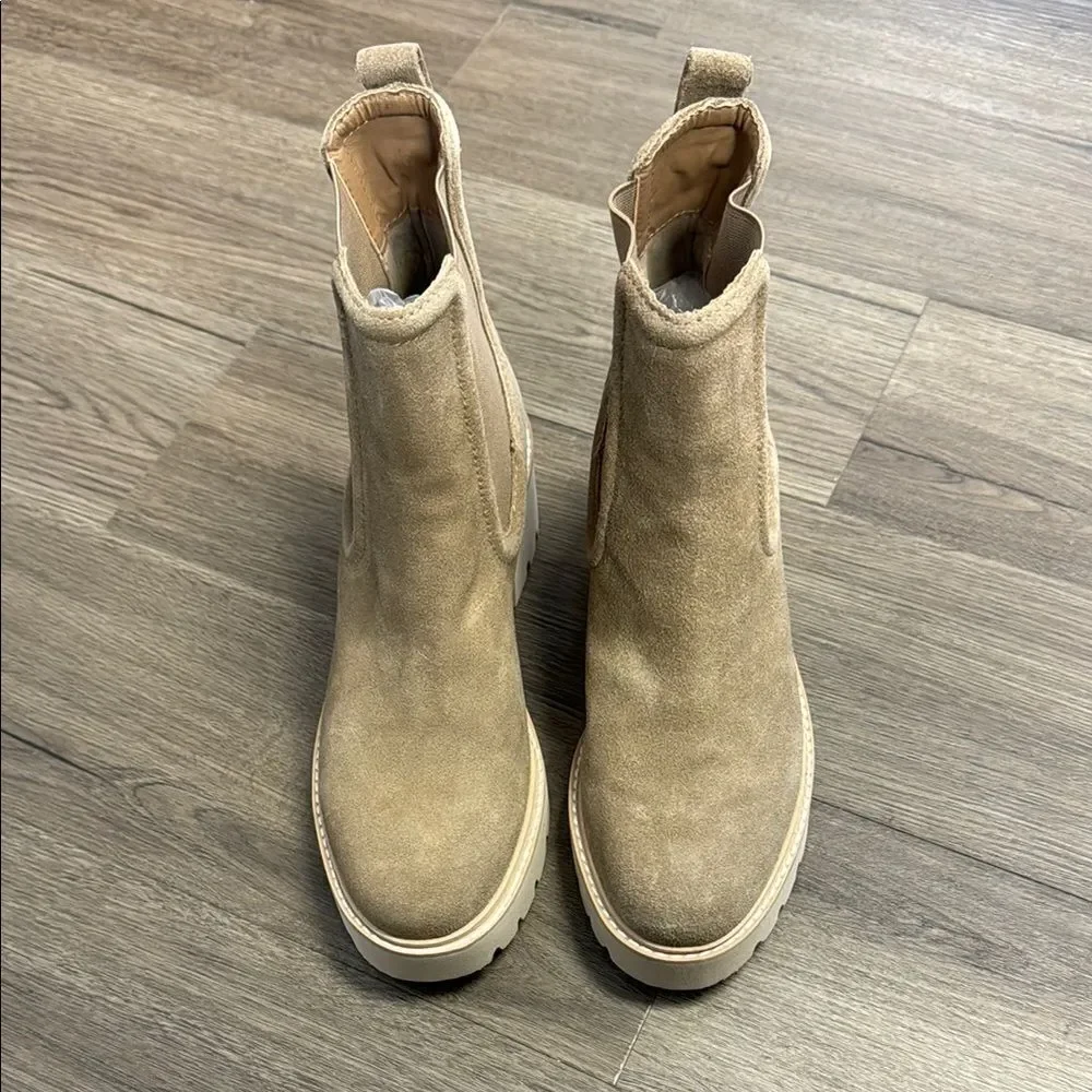 Dolce Vita Hawk H20 Wide Booties Size 8 Taupe/Tan Color